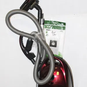 PROFESSIONAL SHARK VACUUM WITH SWIVEL STEERING