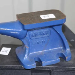 Record #11 anvil with mounting hardware