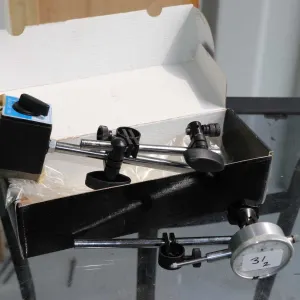 MHC Magnetic dial indicator base with Newcon dial indicator
