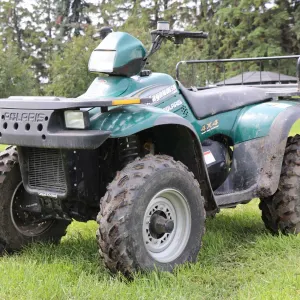1998 Polaris Magnum 500 Quad, liquid cooled, dual sensing EBS (Engine Breaking System), showing 563 