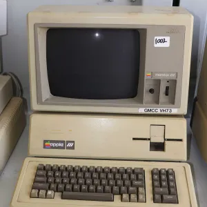 Vintage 1980s Apple III personal computer with Apple Monitor III by Appple Computer. See photos for 