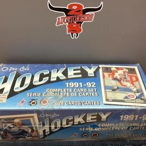 SEALED O-Pee-Chee 1991-92 Hockey Card Set.