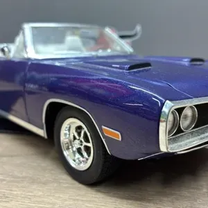 Road Signatures 1:18 1970 Dodge Coronet R/T.