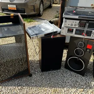 Akai Home Stereo System turntable amp etc