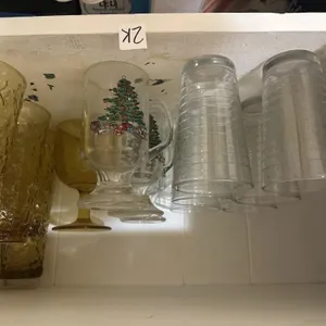 Misc glasses. Clear. Gold. Xmas