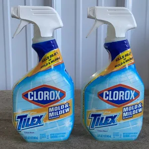 *NEW* 2 Clorox Plus Tilex Mold & Mildew Remover, 32 OZ Each