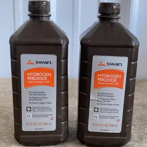 *NEW* 2 Swan Hydrogen Peroxide Topical Solution, 32 OZ Each