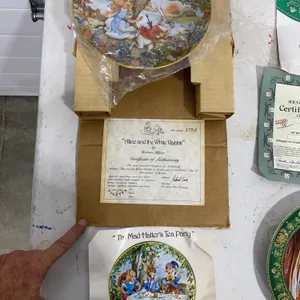 Vintage Alice in Wonderland Limited-Edition Collector Plate