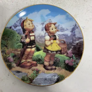 Vintage M.I. Hummel Porcelain Collector Plate