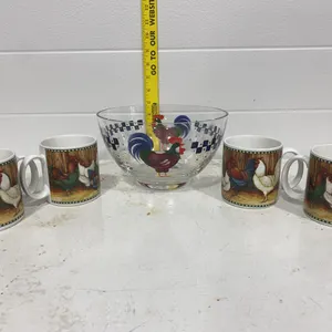 Large Rooster Clear Glass Serving Bowl & Set of 4 David Carter Brown "On The Farm" Mugs