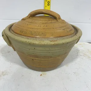 Rustic Ceramic Casserole Dish with Lid