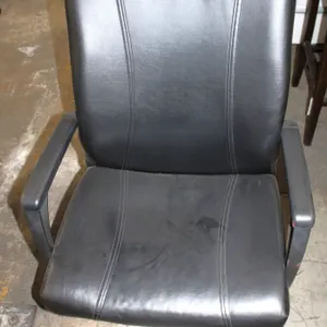 National Brand Black Vinyl Office Chair