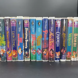 15 Disney VHS Tapes