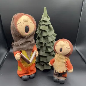 Vintage Paper Mache Caroler Figurines & Tree
