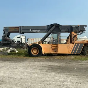 1995 SISU RSD4521-4TL 99000LBS ROUGH TERRAIN FORKLIFT SN: 45121/1995