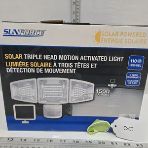 Sunforce Solar Powered Triple Head Motion Activated Light - new in box