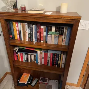 Excellent bookshelf, brand new mint condition, shelf only, books sell separate
