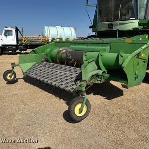 John Deere 212 pickup head