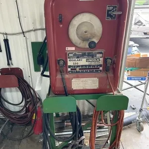 Lincoln Idealarc 250 AC/DC Welder with Stand