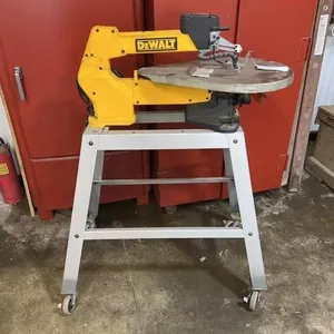 DEWALT 20" Variable Speed Scroll Saw & Stand