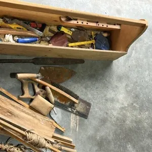 Large tool tote with tools