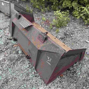 Skidsteer? Metal bucket