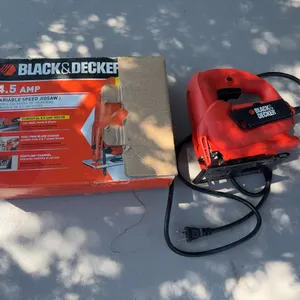 Black & Decker Saber Saw Like New
