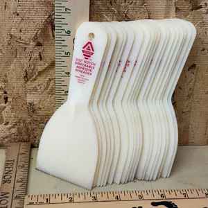 20 Ct. Amco 3/32" Notch Disposable Adhesive Spreaders