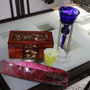 Glass & Wood Décor