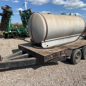 1000 Gal Aluminum Tender Trailer w/ Briggs and Stratton Engine and Homelite Pump