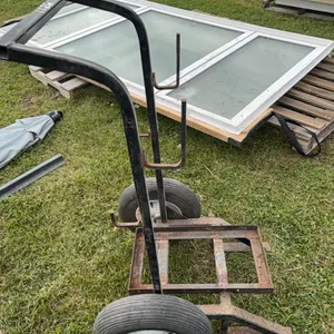 mig welder metal cart   (GST 5% charged)