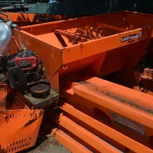 Salt Dogg Spreader