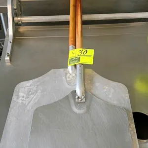 American Metalcraft aluminum pizza peels. Features riveted aluminum blades in two different sizes with wooden handles. One handle is finished with a p