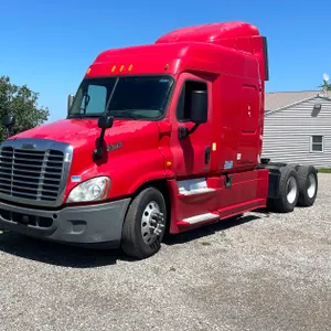 2014 Freightliner Semi-Tractor (Has WI Title) (Denmark, WI)