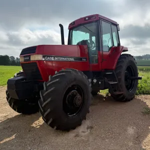 Case IH 7130 Magnum Tractor (Columbus, WI)