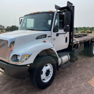 2005 International 7400 DT570 Flatbed Truck (Has WI Title) (Mosinee, WI)
