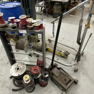 Engine Crane, Floor Jack, Wire & Rack
 UNRESERVED