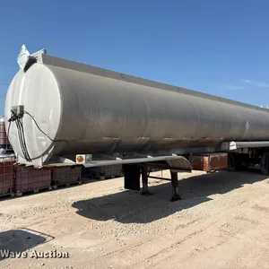 1981 Custom Trailers fuel trailer