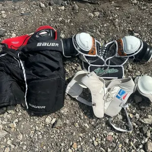 Hockey Protective Gear Lot: Bauer Pants, Hespeler Shoulder Pads, Jofa, TECH/Oakley Visors