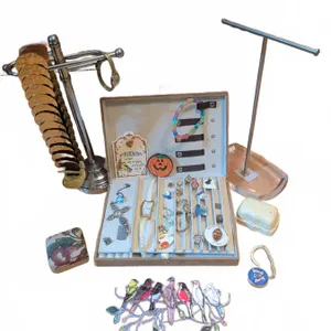 Costume Jewellery, Watches, Accessories, and Boxes