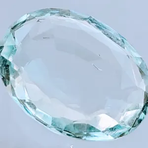 Aquamarine (4 ct, 13×11×3.9 mm)