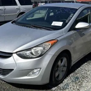 (CA) 2013 Hyundai Elantra