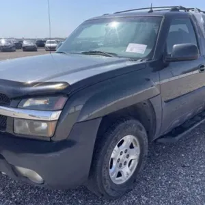 (AZ) 2003 Chevrolet Avalanche