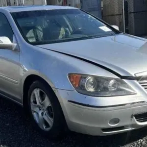 (CA) 2005 Acura RL