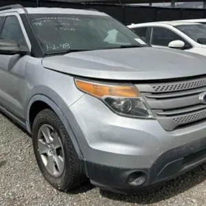 (CA) 2014 Ford Explorer