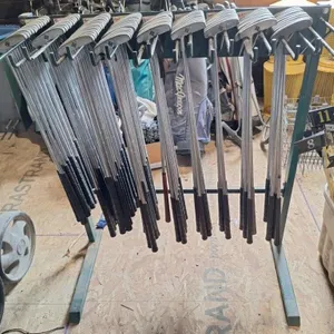 98 putters with rack