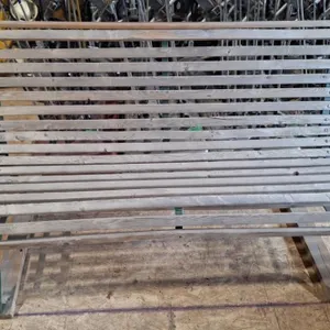 Lovely wooden bench 63" l x 31" w x 35" h