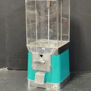 25c Gumball/Candy Machine with Key