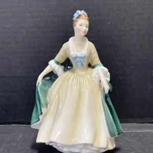 Royal Doulton - Elegance  HN2264