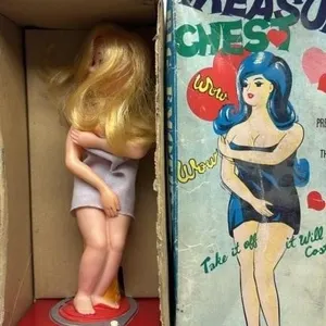 Vintage Treasure Chest Nude Woman Coin Bank in box